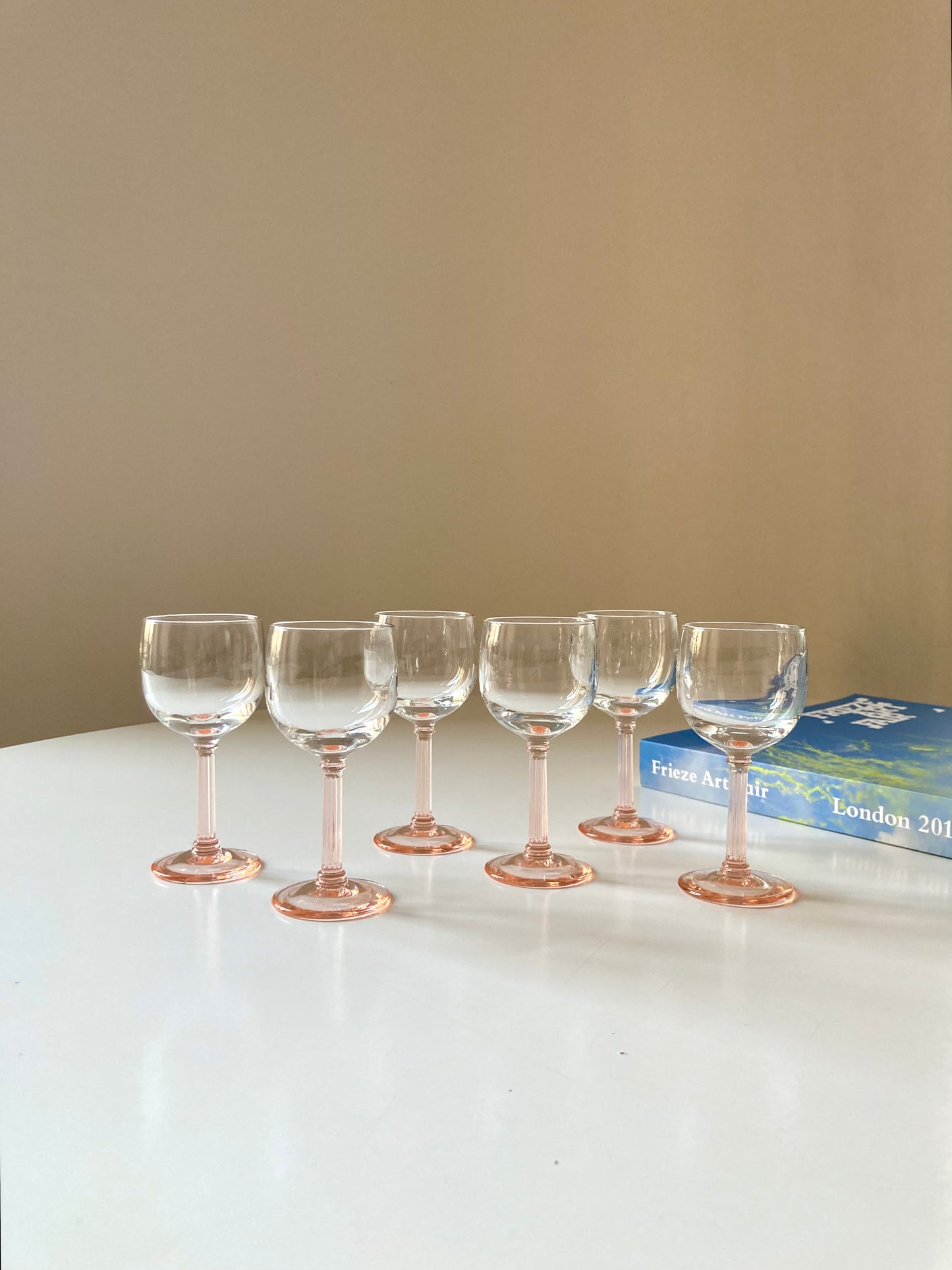 Set of pink stemmed French glasses