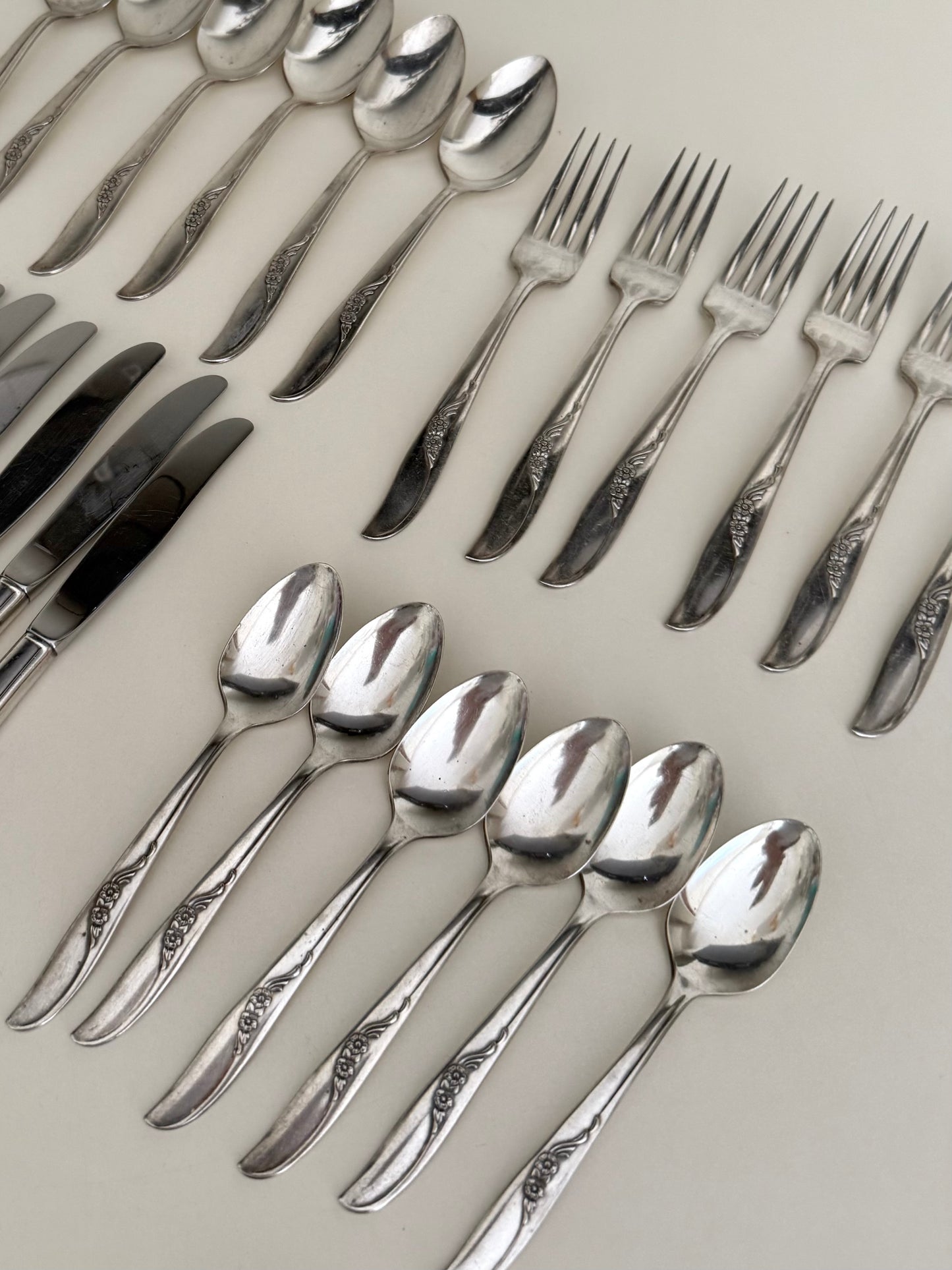 Rosetta ~ Servizio di 24 posate vintage