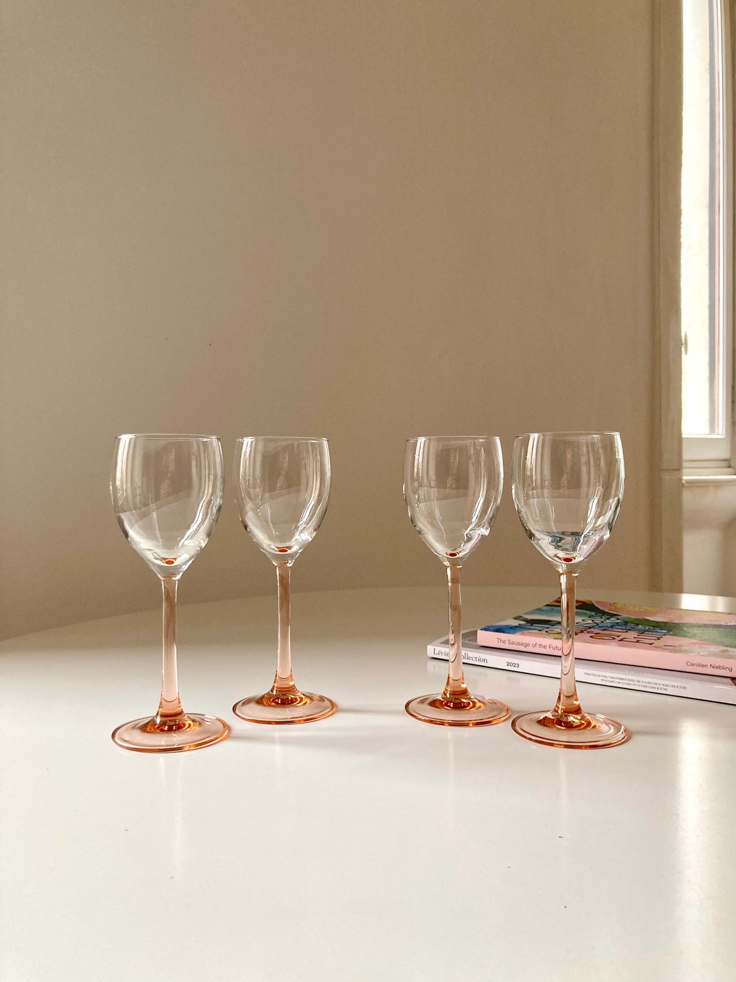 Set 4 calici francesi con stelo rosa