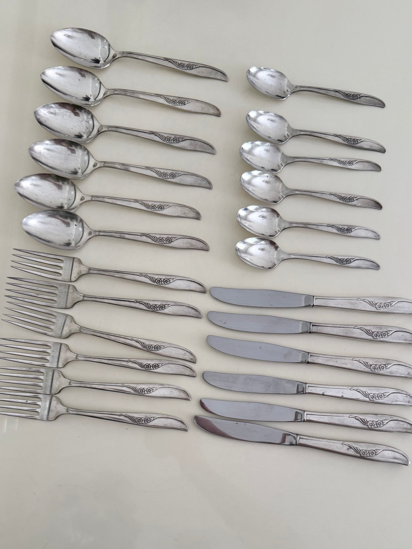 Rosetta ~ Servizio di 24 posate vintage