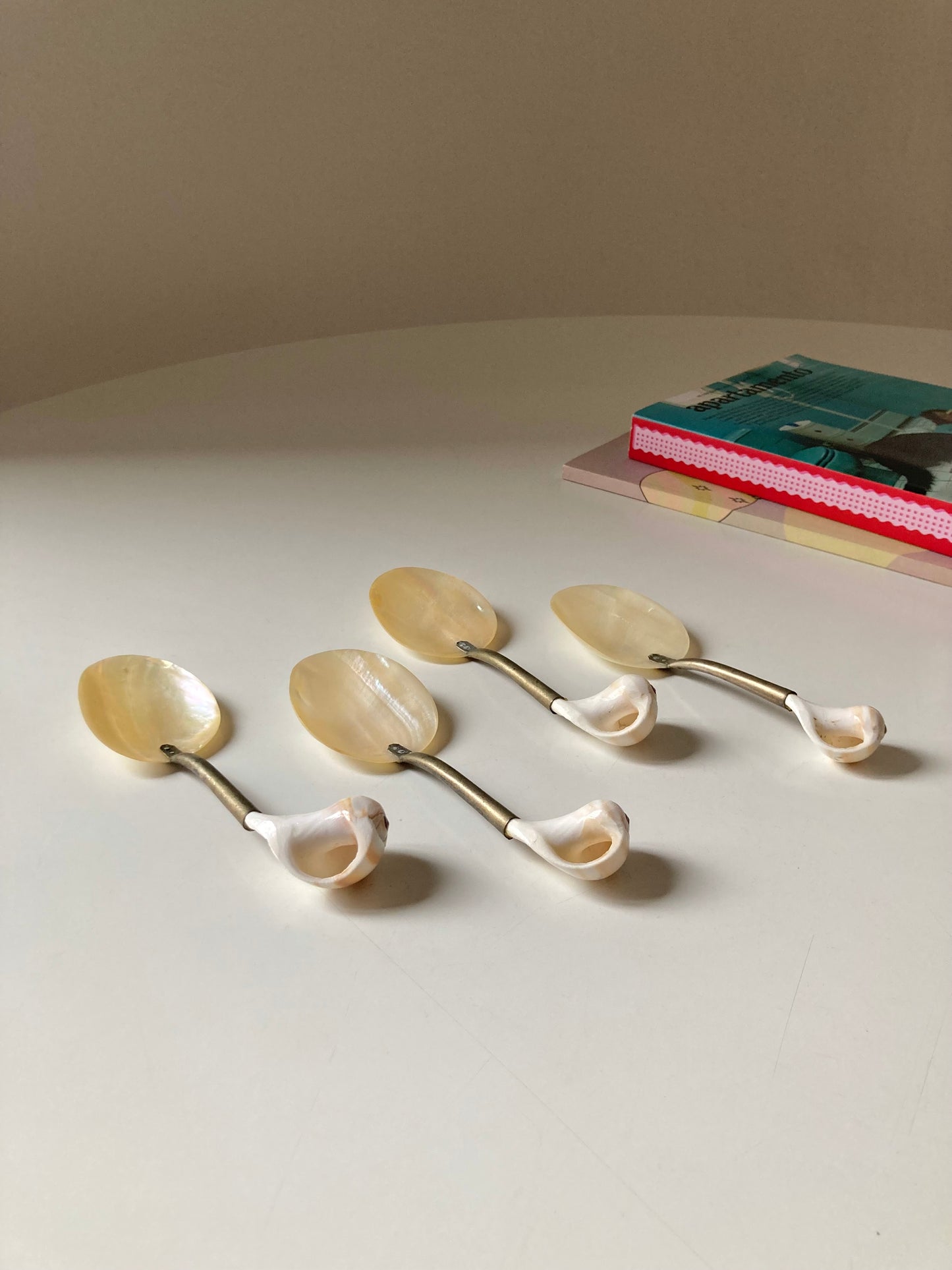 Set of 4 mother of pearl spoons