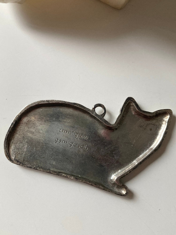 Ex voto vintage a forma di gatto