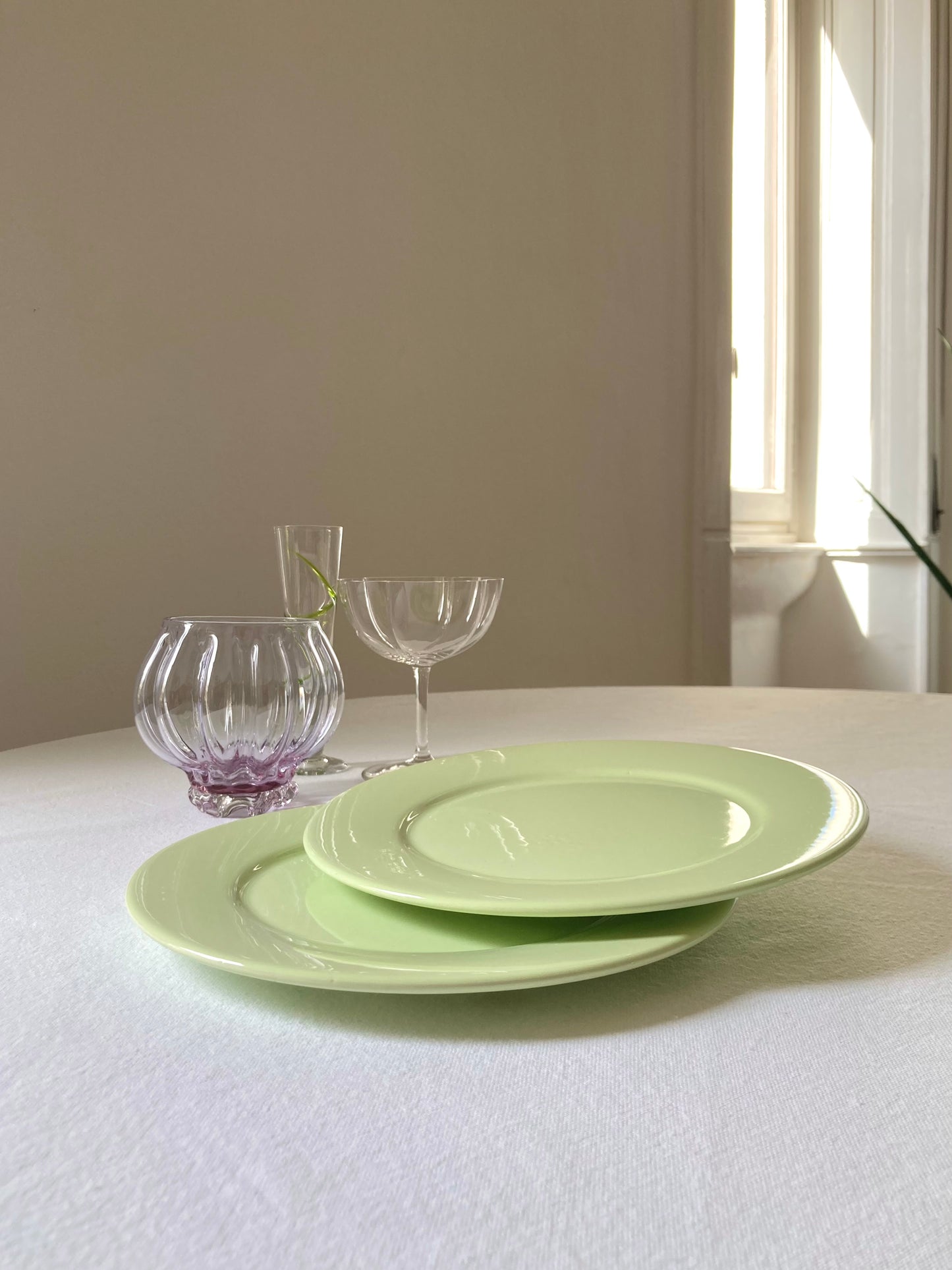 Set of 4 pastel green dessert plates