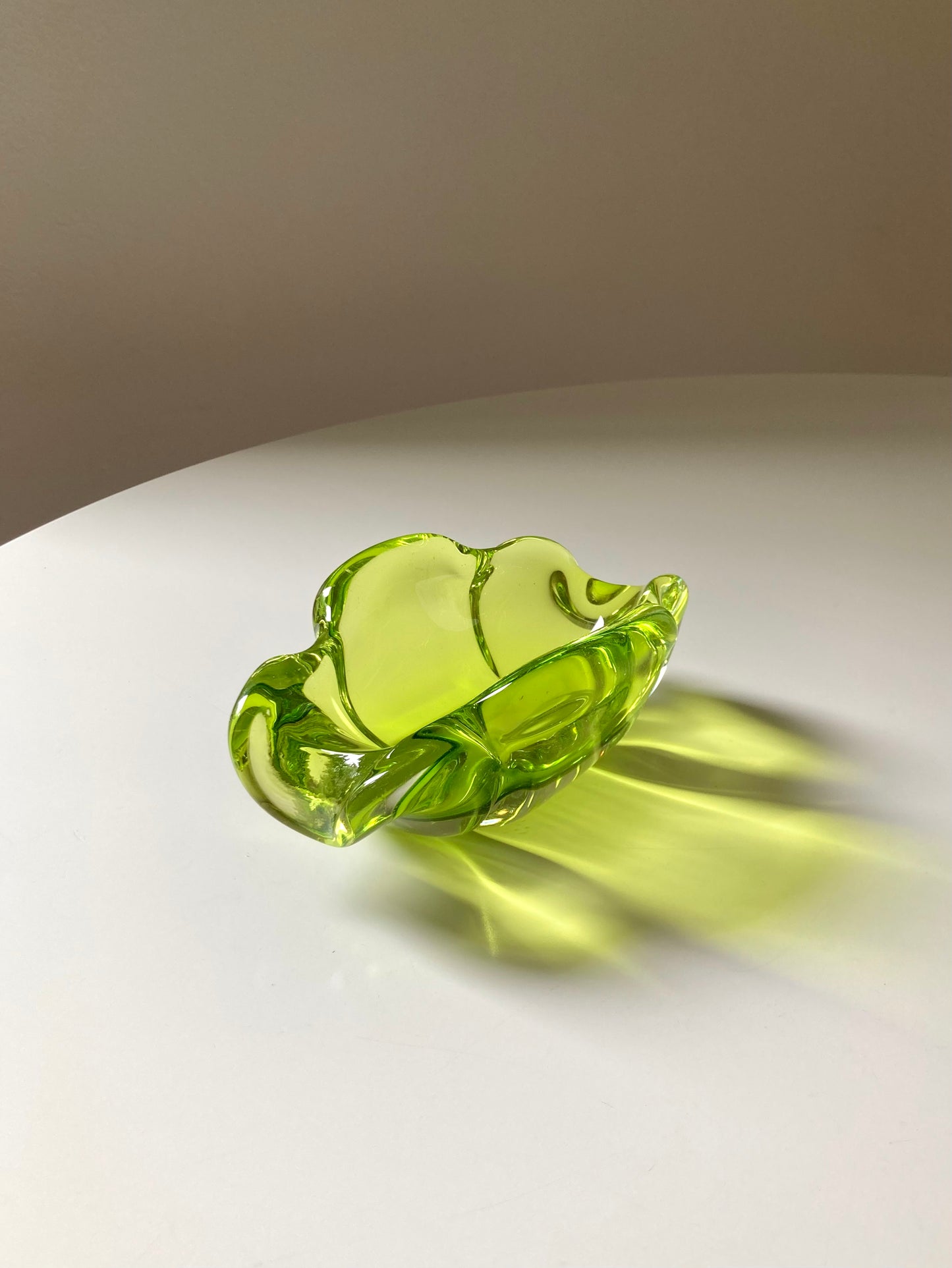 Light green Murano glass bowl