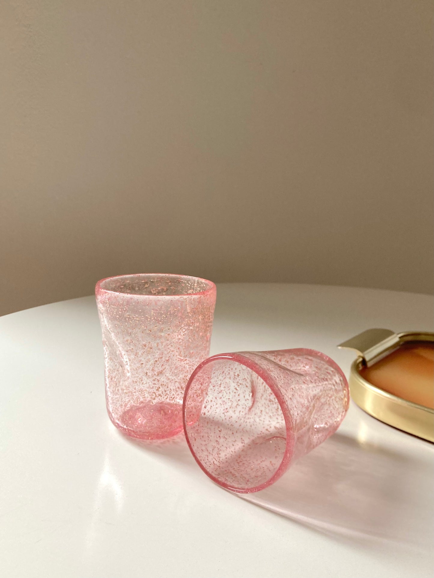 Set di goti veneziani rosa con glitter oro