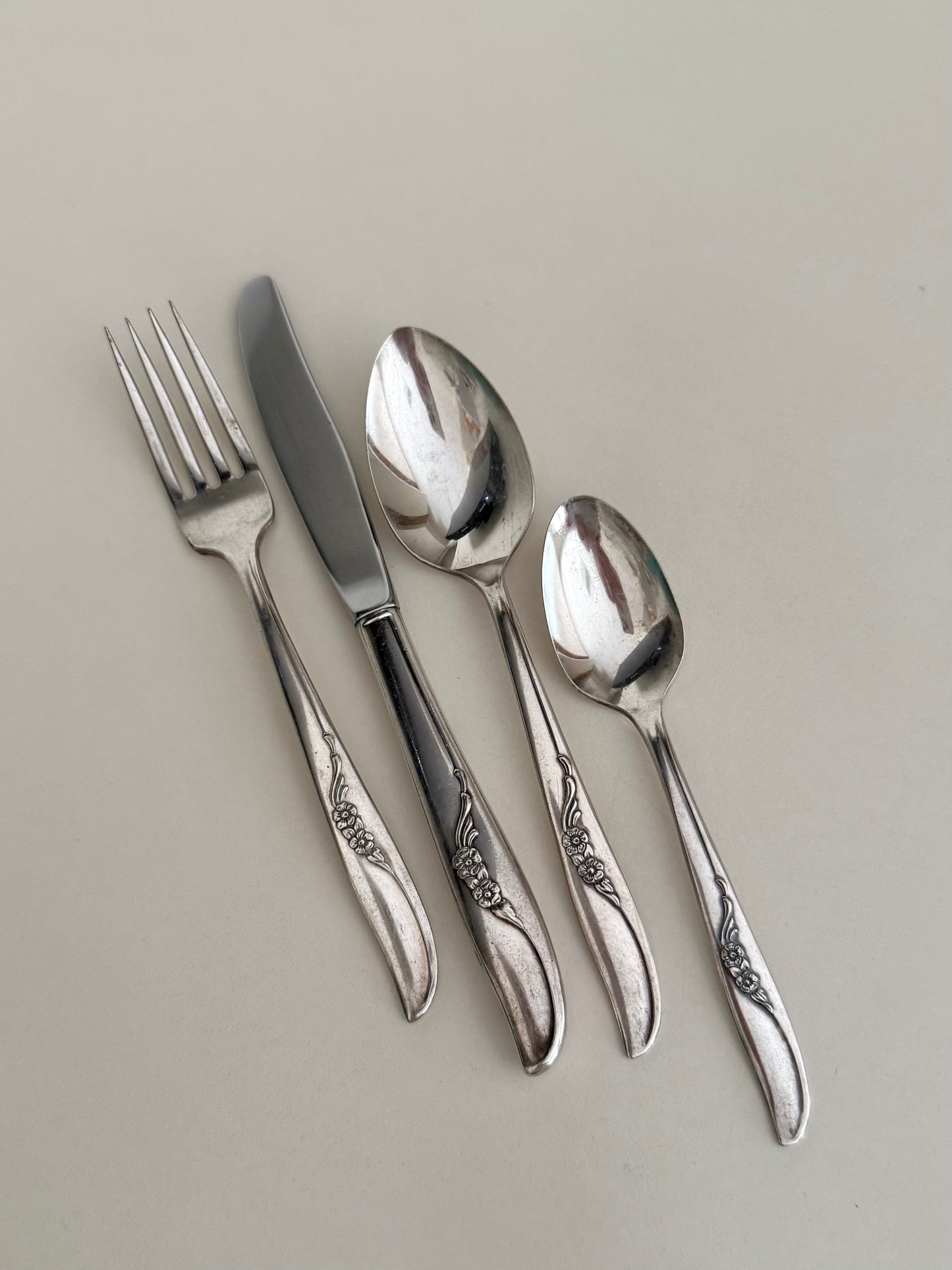 Rosetta ~ Servizio di 24 posate vintage