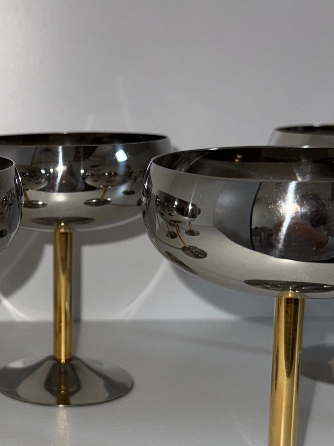 Rosetta ~ Set 4 coppe acciaio con stelo dorato