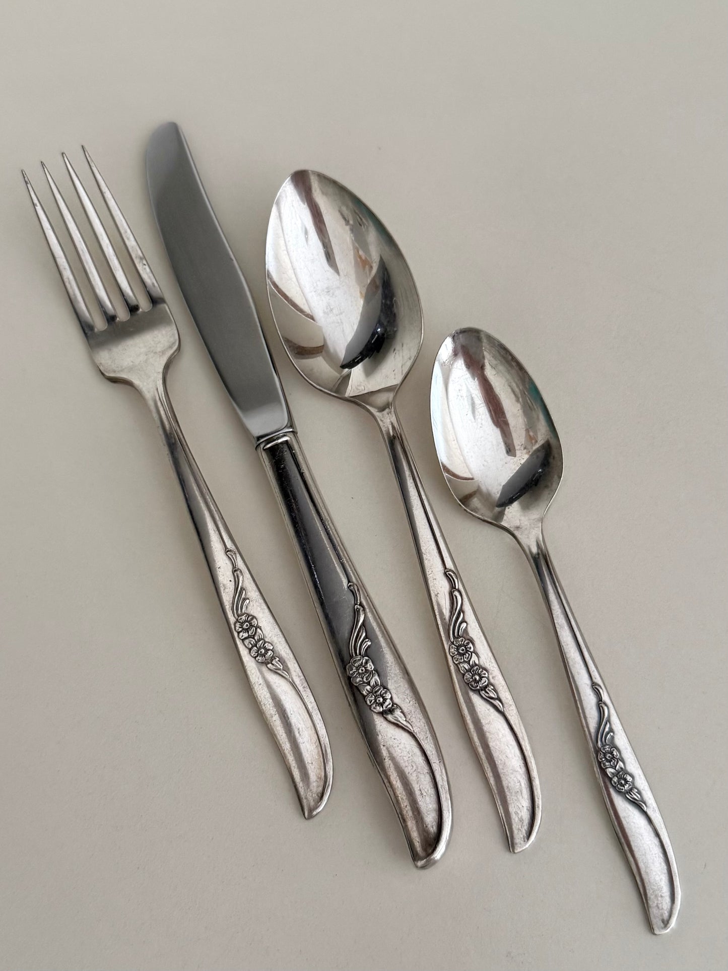 Rosetta ~ Servizio di 24 posate vintage