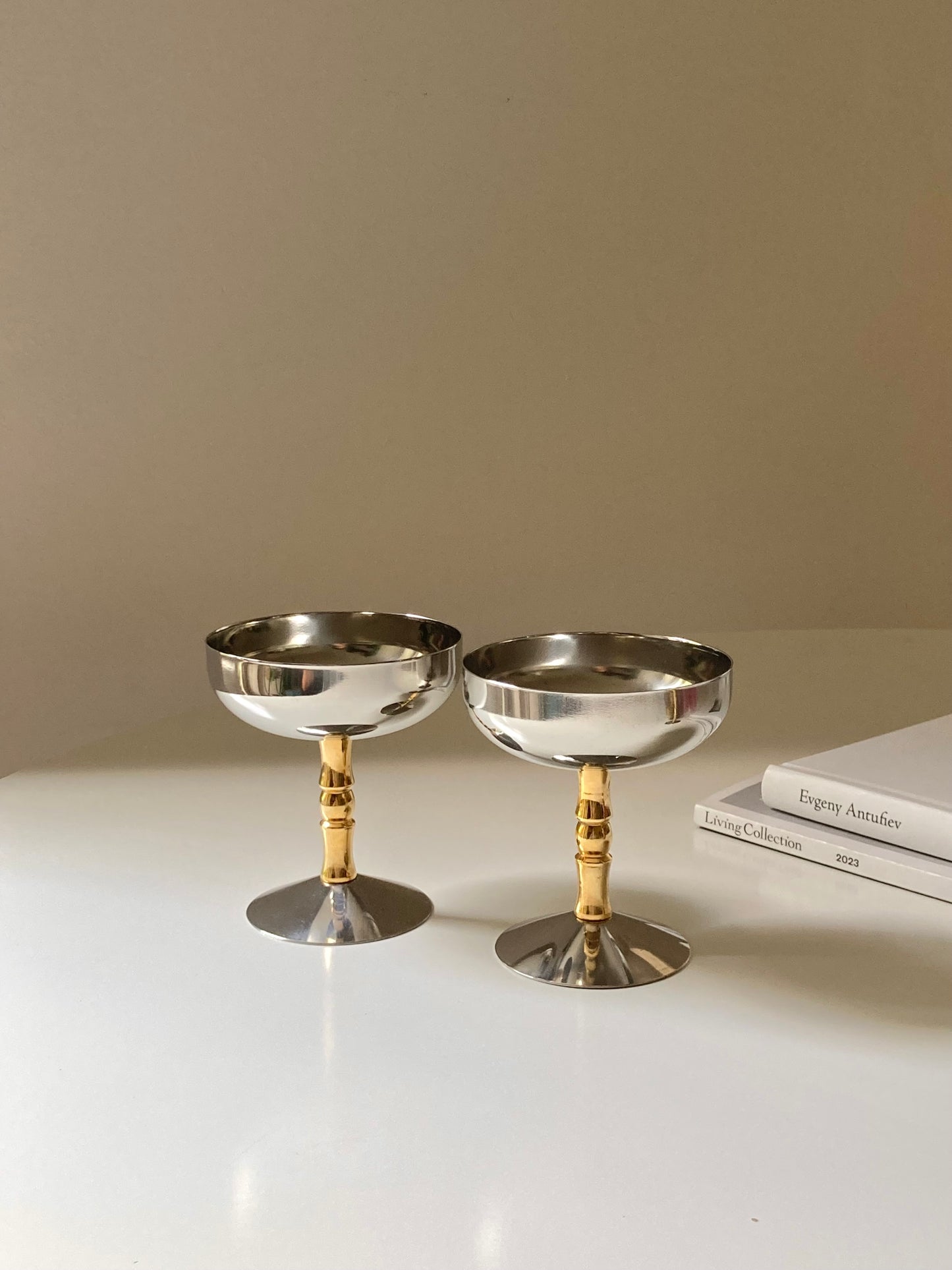 Set of 6 steel cups with golden stem