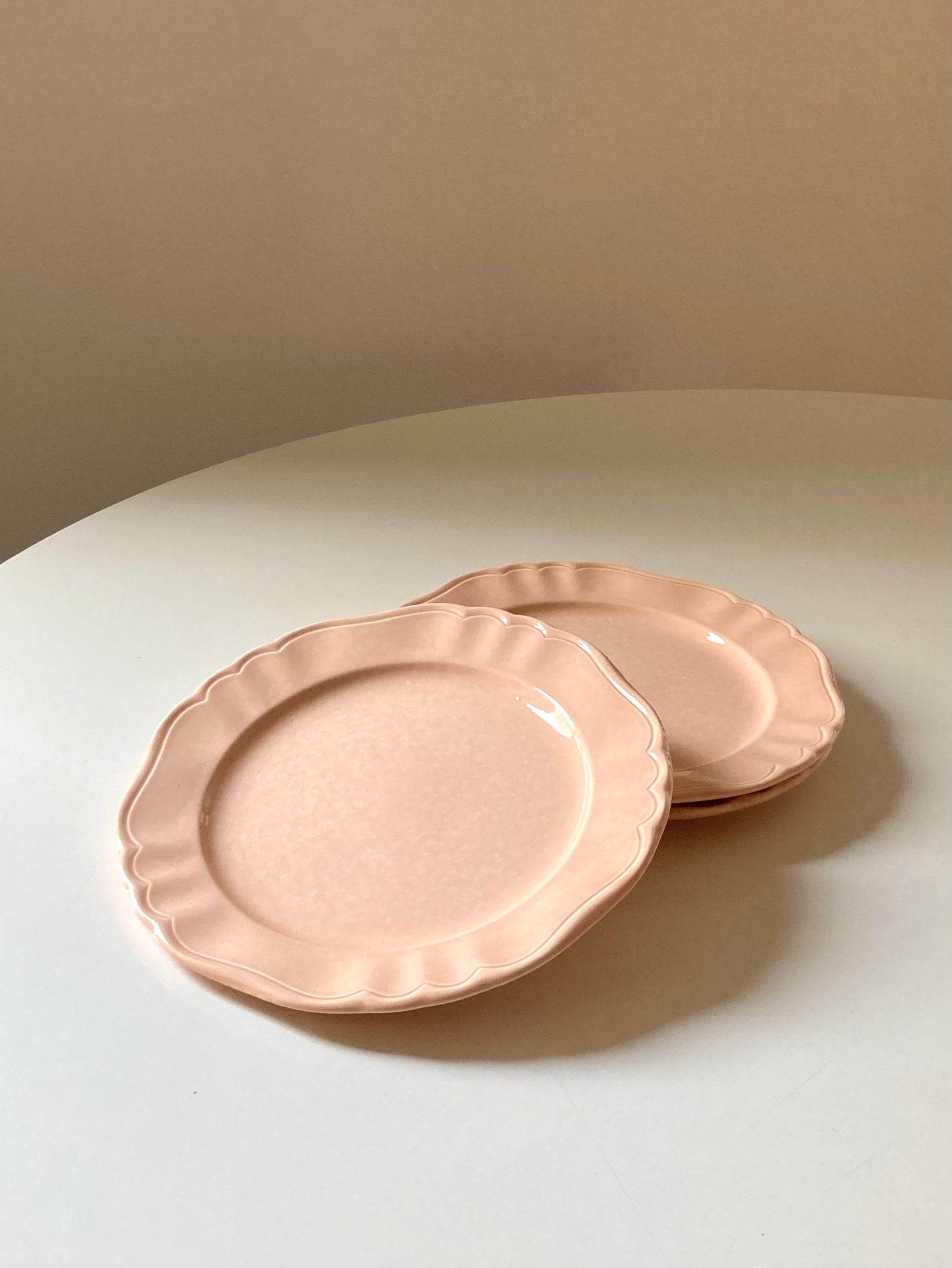 Set of 6 pink dessert plates