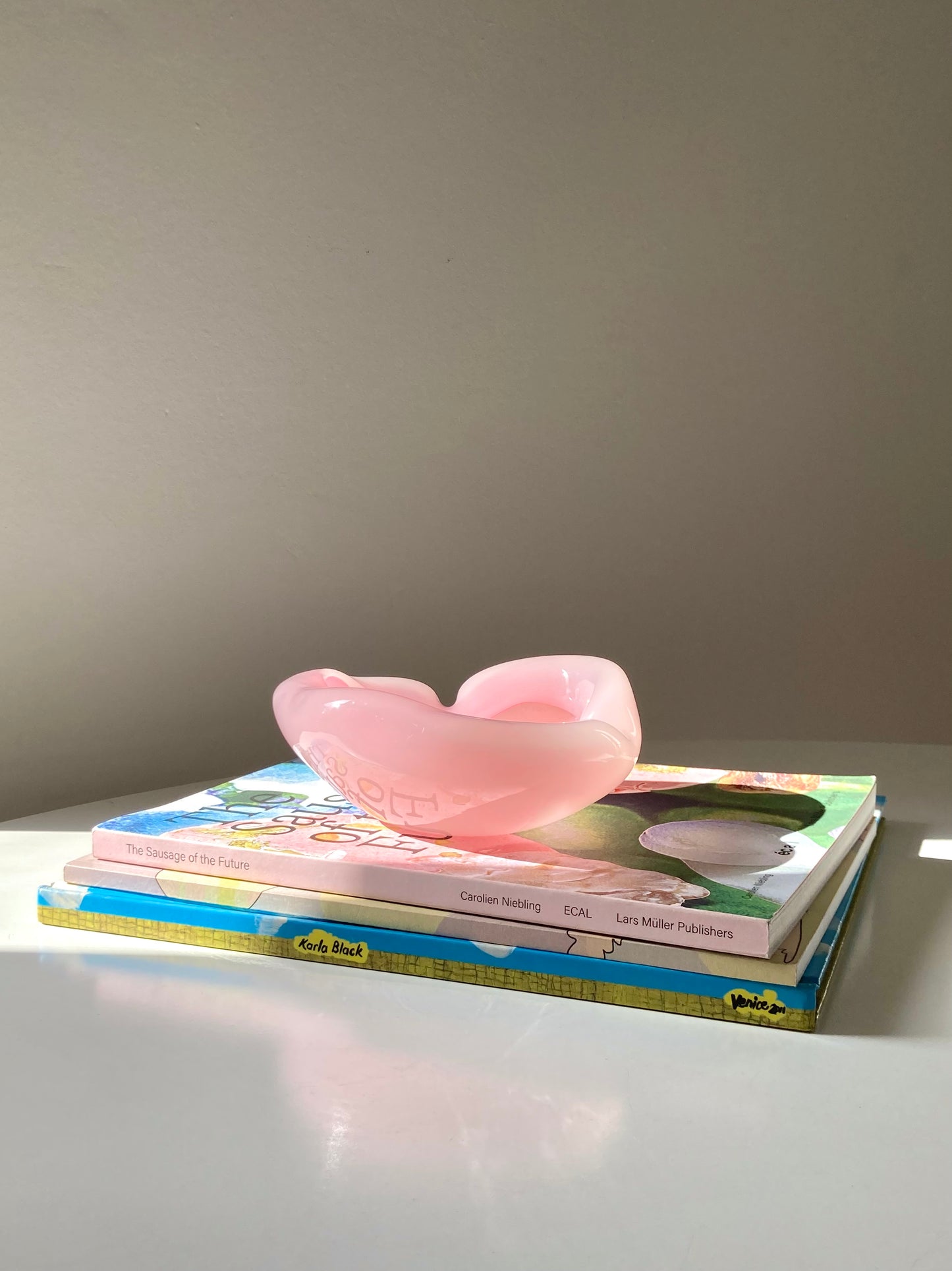 Vintage pink glass ashtray bowl