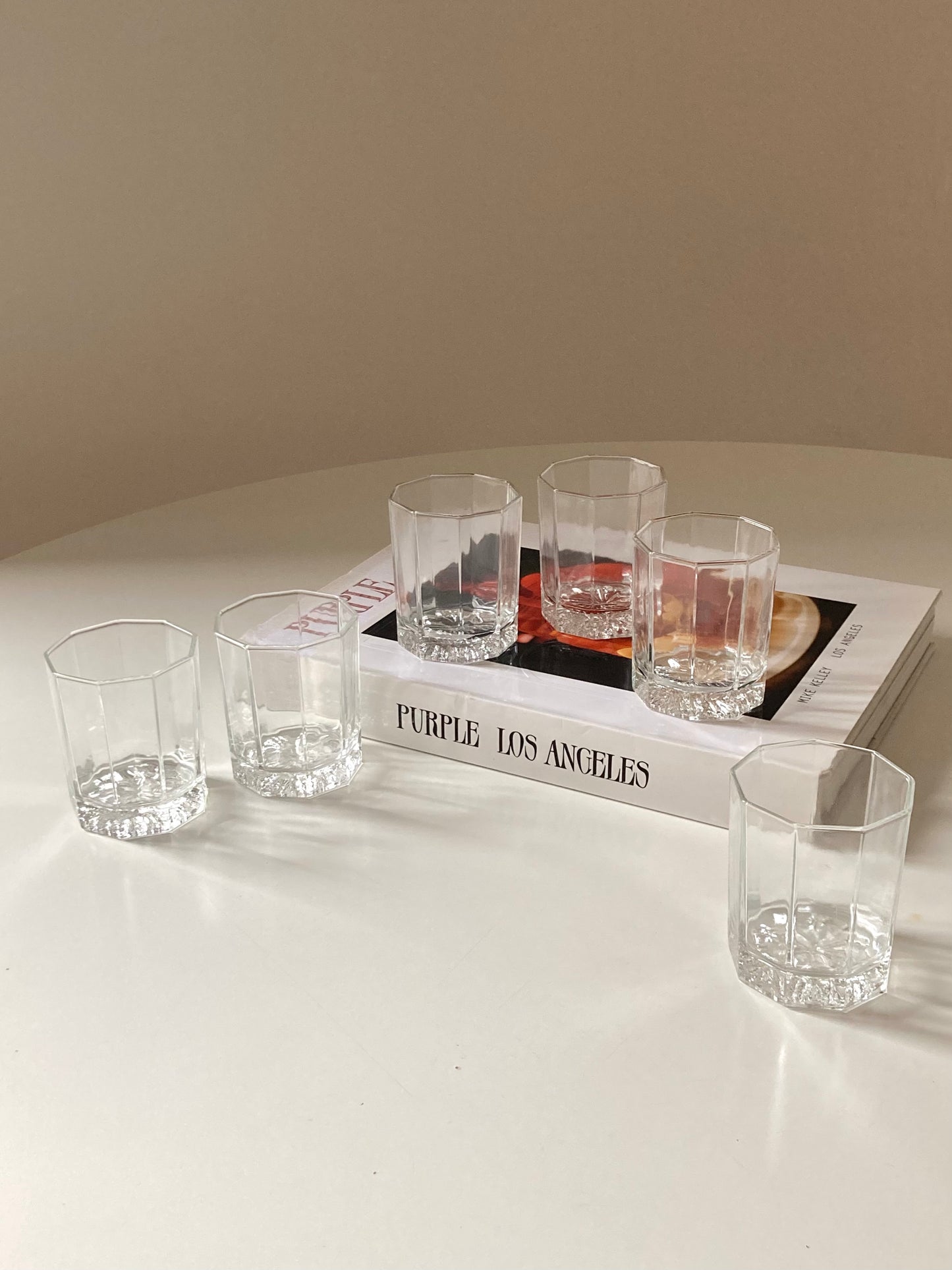 Set of 6 vintage glasses with embossed base