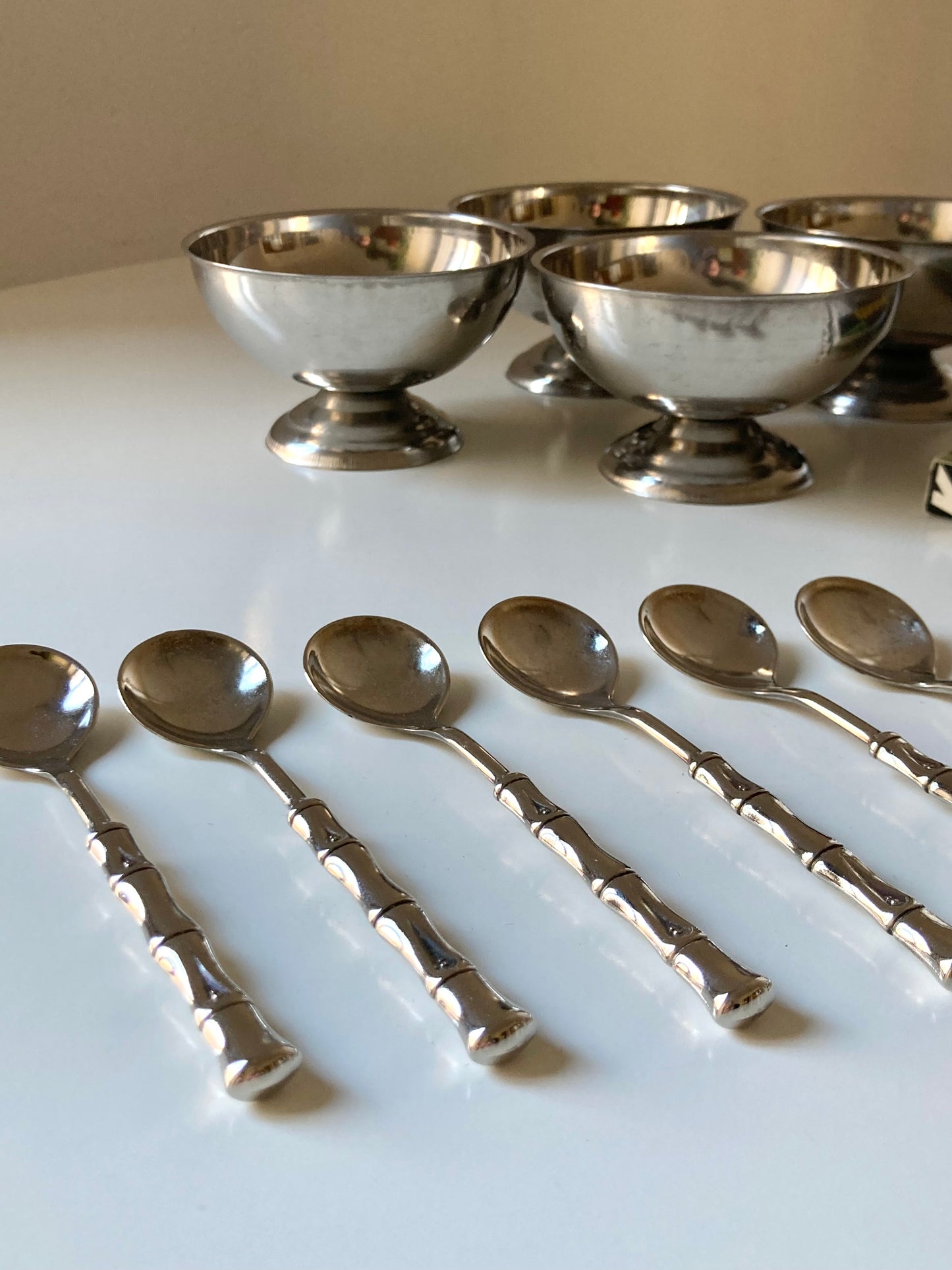 Set coppette basse vintage in acciaio