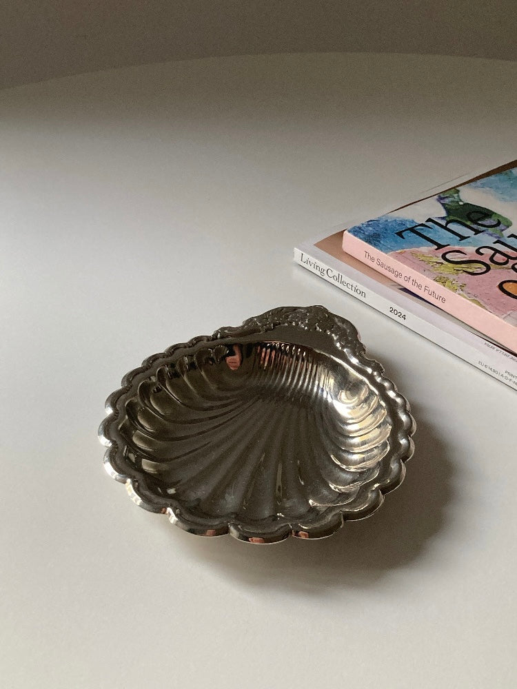 Piattino portagioie a conchiglia vintage