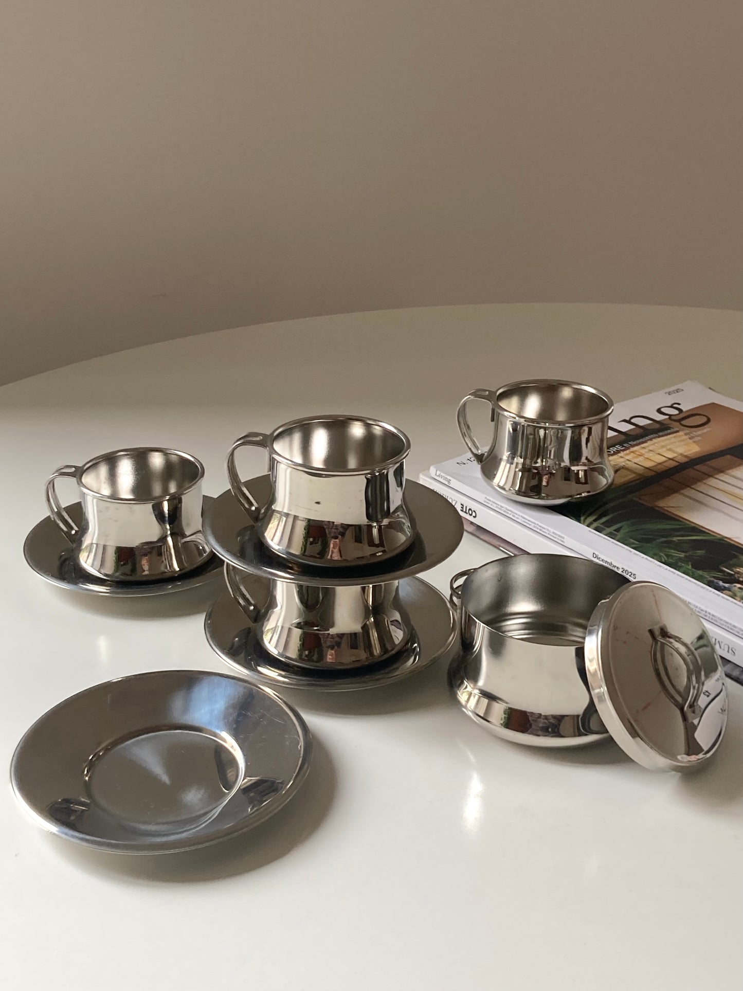 Set 6 tazzine termiche con zuccheriera