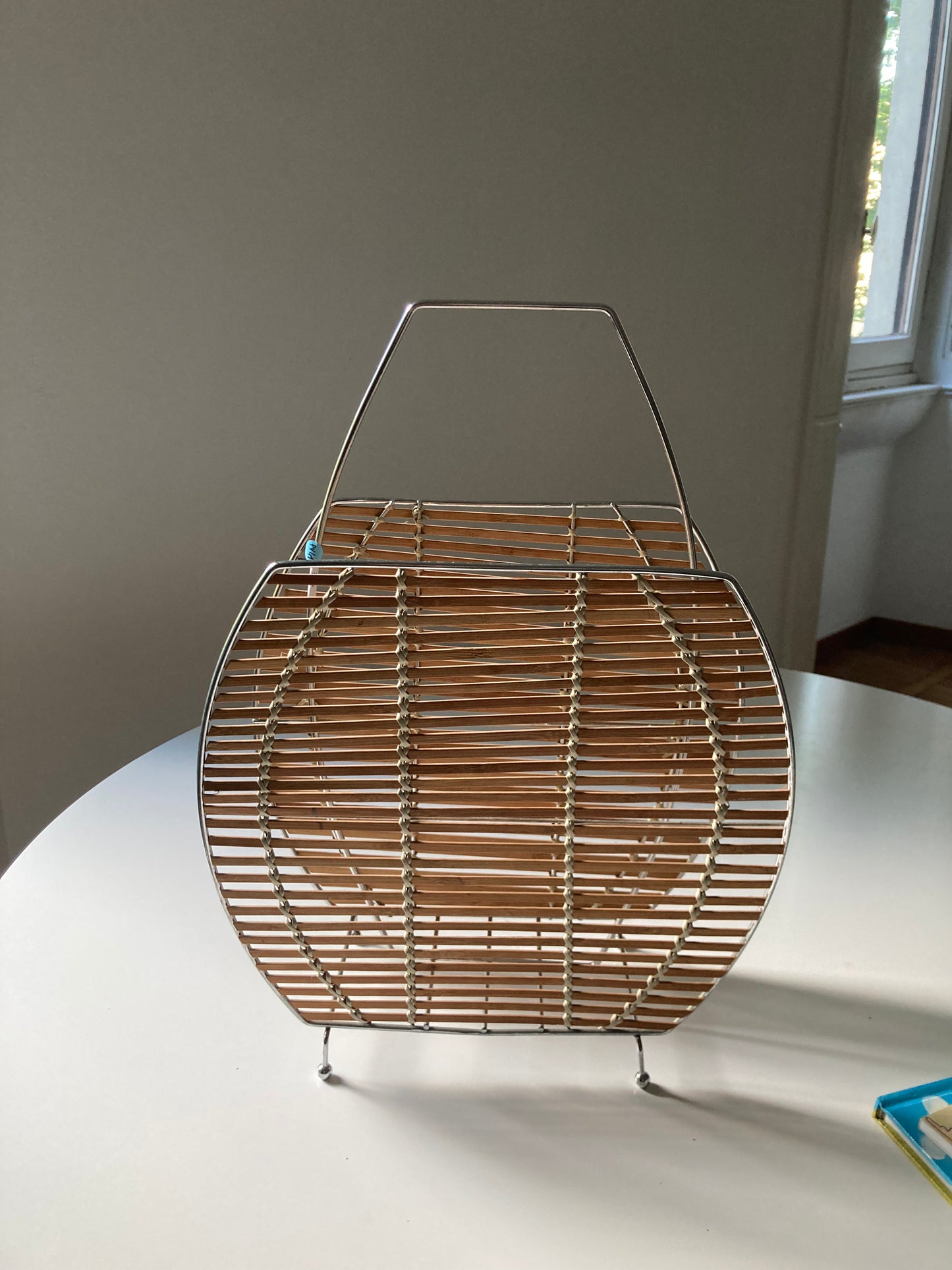 Woven wooden magazine rack