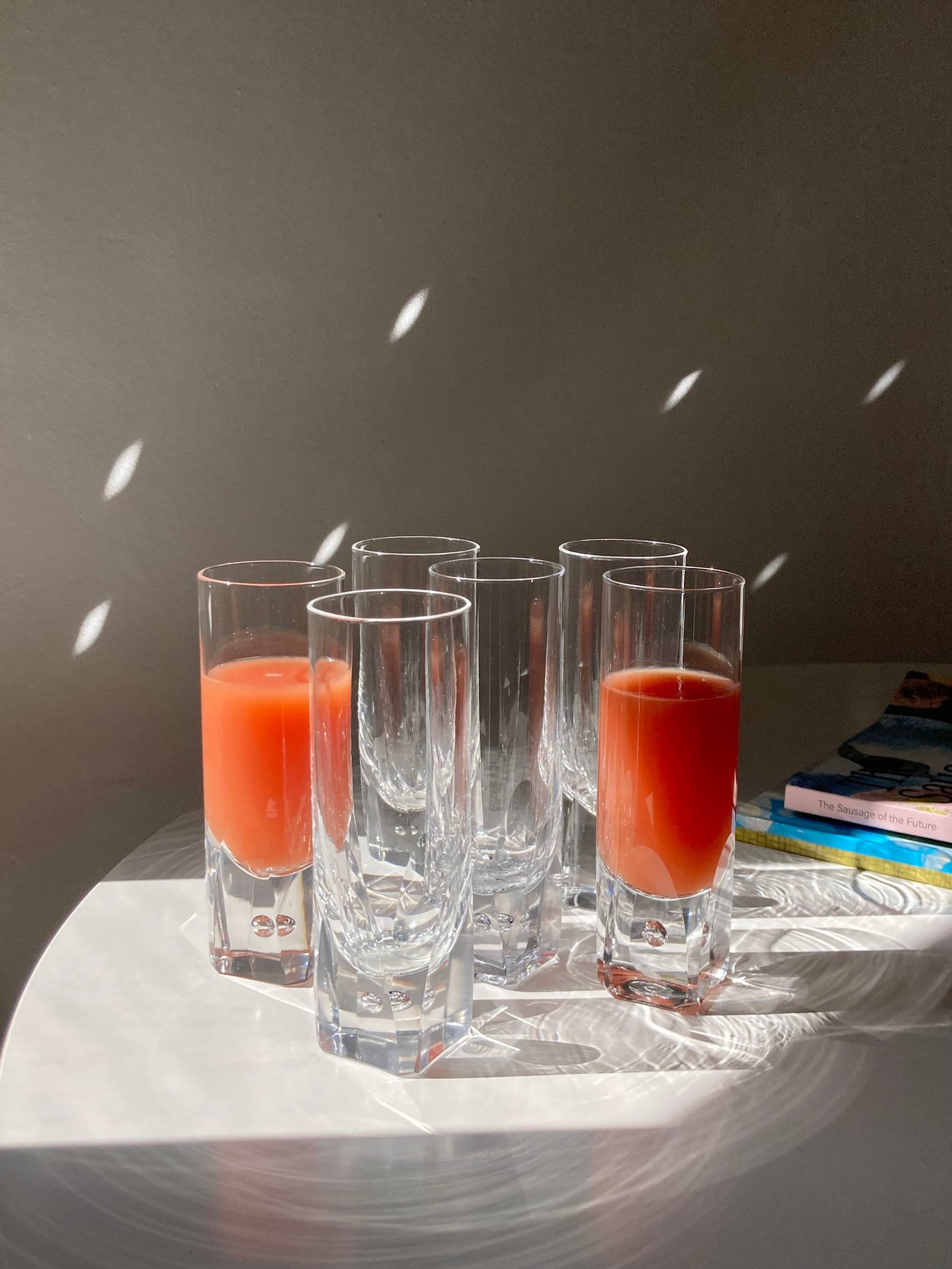 Set of 6 tall glasses with solid glass base